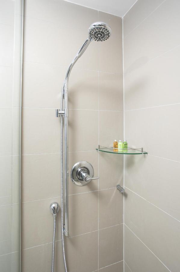 Stylish Suite At 300 Front Street W Toronto Exterior foto